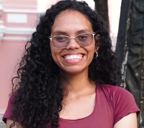 Thayná Evelyn Alves da Silva