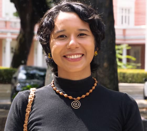 Liana Capistrano Lopes