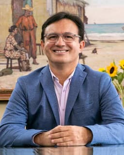 Prof. Dr. Custodio Luis Silva de Almeida