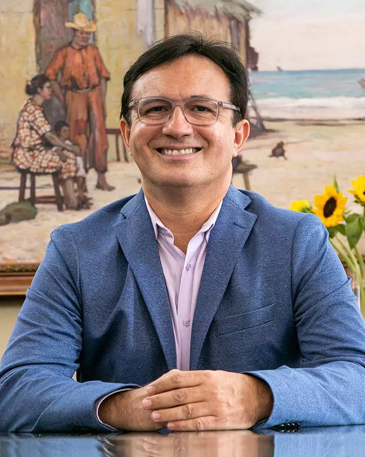 Prof. Dr. Custodio Luis Silva de Almeida